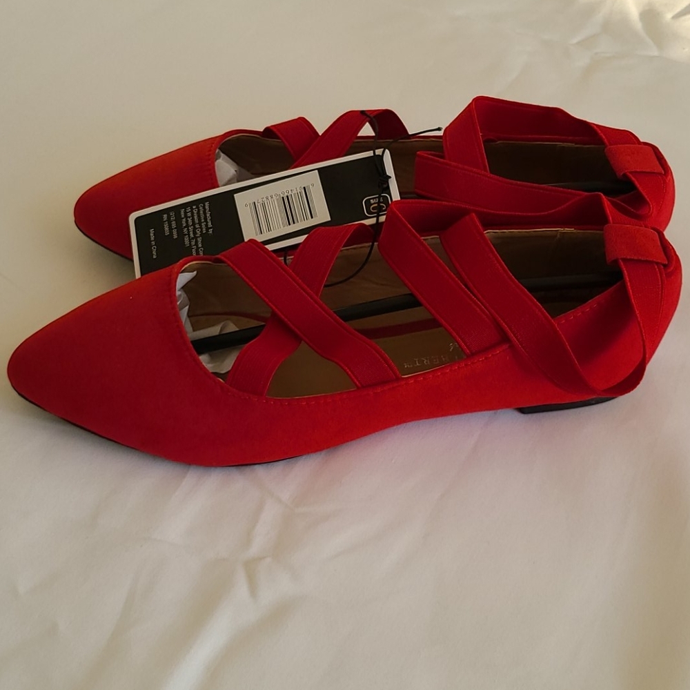 Charles Albert Red flats
